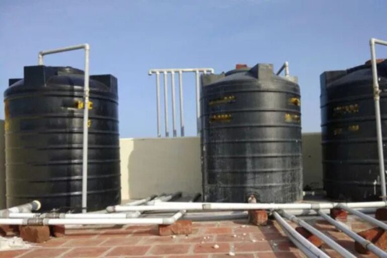 over-head-water-tank-cleaning